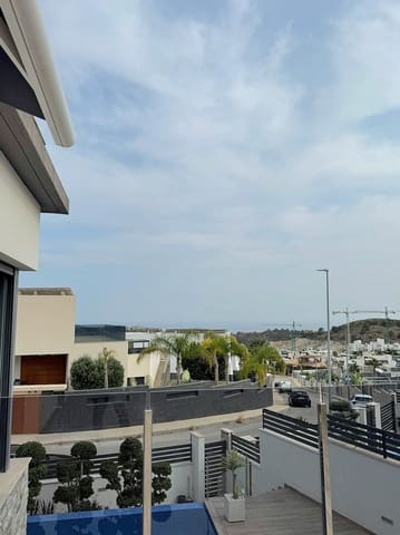 5 slaapkamer Villa te koop in Finestrat met zwembad garage - € 750.000 (Ref: 9640702)