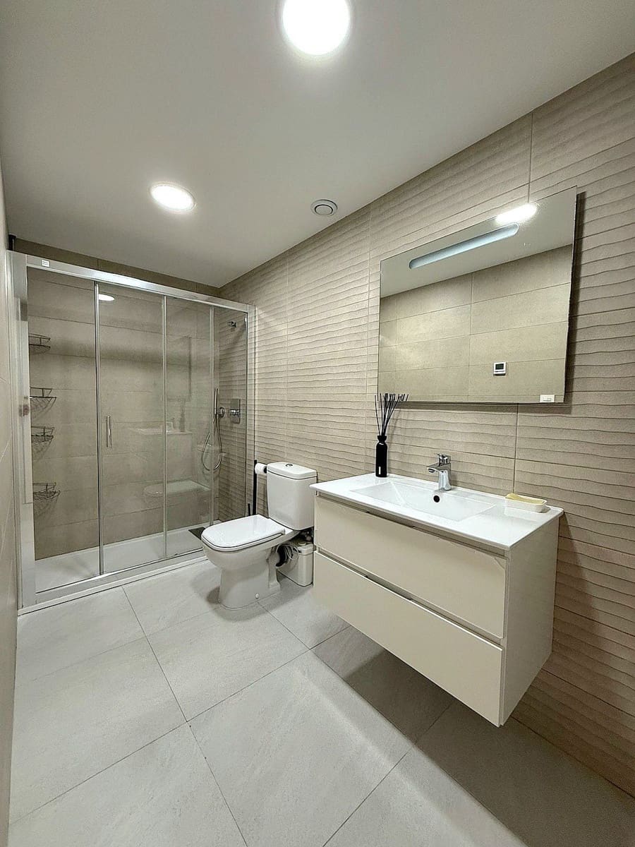 5 slaapkamer Villa te koop in Finestrat met zwembad garage - € 750.000 (Ref: 9640702)