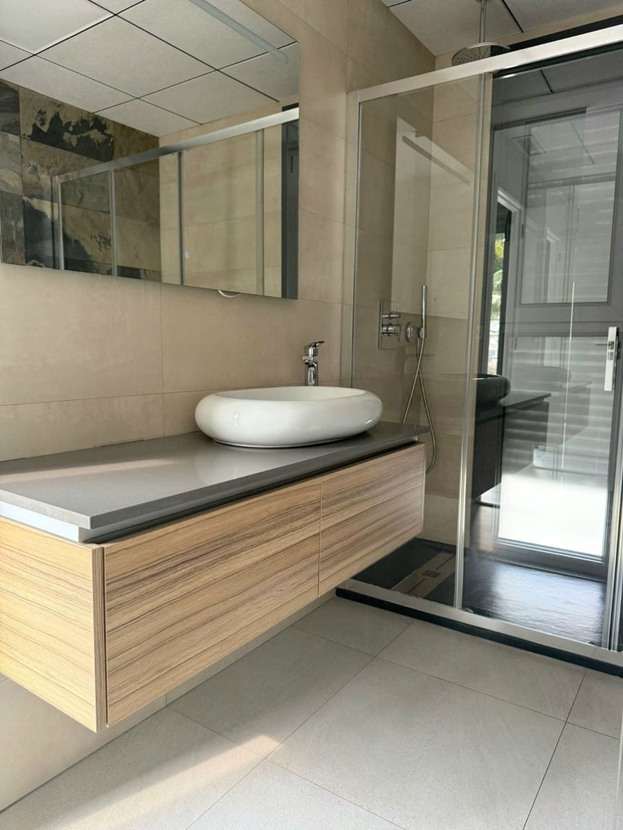 5 slaapkamer Villa te koop in Finestrat met zwembad garage - € 750.000 (Ref: 9640702)