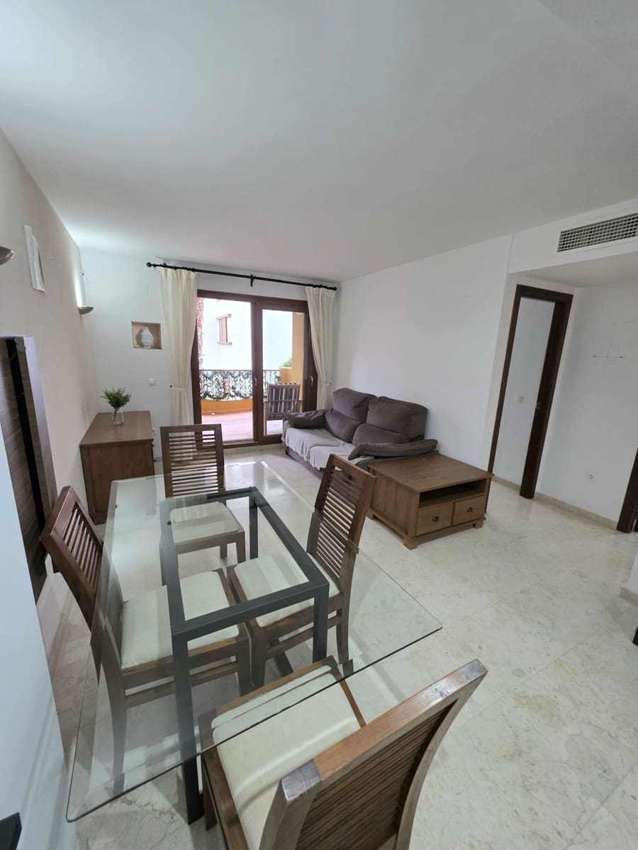 2 makuuhuone Huoneisto myytävänä paikassa Torrevieja mukana uima-altaan 
autotalli - 215 000 € (Ref: 9640706)