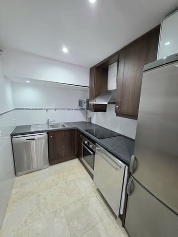 2 soverom Leilighet til salgs i Torrevieja med svømmebasseng garasje - € 225 000 (Ref: 9640706)