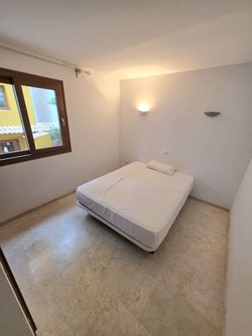 2 soverom Leilighet til salgs i Torrevieja med svømmebasseng garasje - € 225 000 (Ref: 9640706)