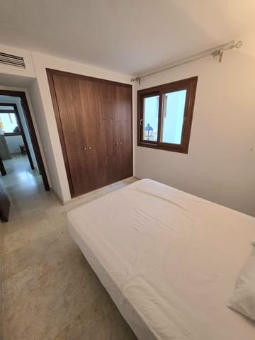 2 soverom Leilighet til salgs i Torrevieja med svømmebasseng garasje - € 225 000 (Ref: 9640706)