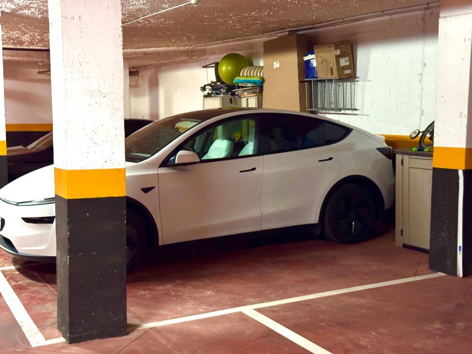 2 bedroom Apartment for sale in Torrevieja with pool garage - € 253,500 (Ref: 9640710)