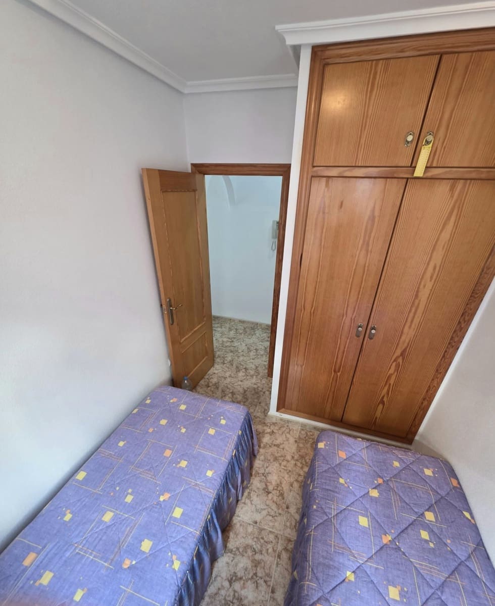 3 makuuhuone Huoneisto myytävänä paikassa Torrevieja - 245 000 € (Ref: 9640711)