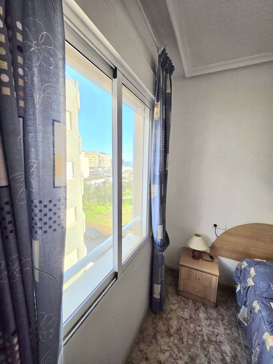 3 makuuhuone Huoneisto myytävänä paikassa Torrevieja - 245 000 € (Ref: 9640711)