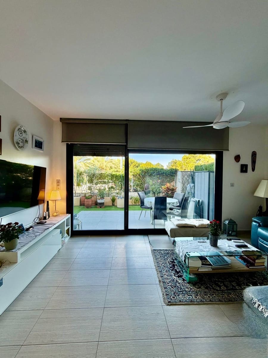 3 chambre Appartement à vendre à Torrevieja avec piscine - 295 000 € (Ref: 9640712)