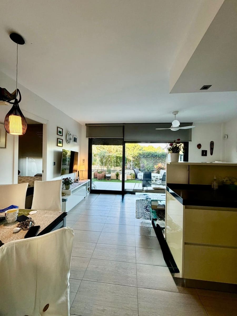 3 chambre Appartement à vendre à Torrevieja avec piscine - 295 000 € (Ref: 9640712)