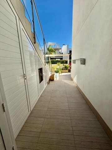 3 camera da letto Appartamento in vendita in Torrevieja con piscina - 295.000 € (Rif: 9640712)