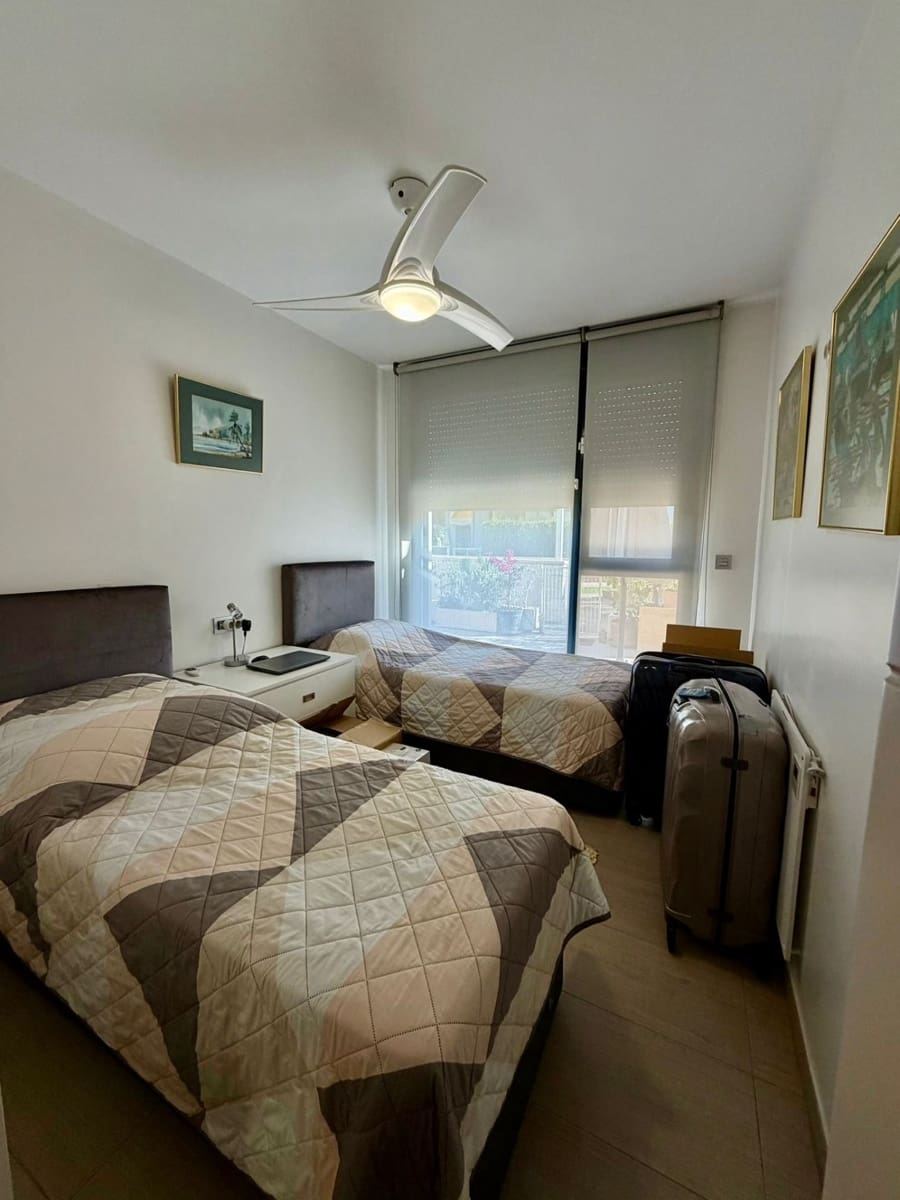 3 chambre Appartement à vendre à Torrevieja avec piscine - 295 000 € (Ref: 9640712)