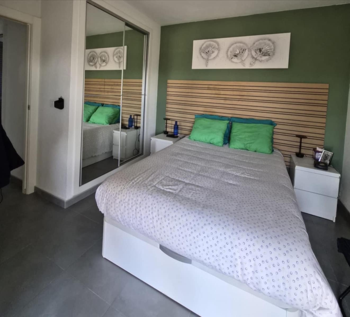 2 makuuhuone Huvila myytävänä paikassa Torrevieja mukana uima-altaan 
autotalli - 270 000 € (Ref: 9640715)