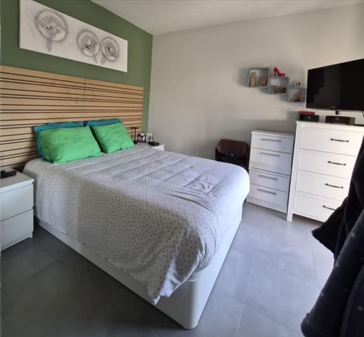 2 camera da letto Villa in vendita in Torrevieja con piscina garage - 270.000 € (Rif: 9640715)