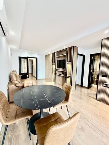 Apartamento de 2 habitaciones en Torrevieja en venta - 205.000 € (Ref: 9640720)