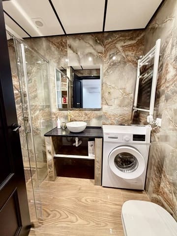 Apartamento de 2 habitaciones en Torrevieja en venta - 205.000 € (Ref: 9640720)