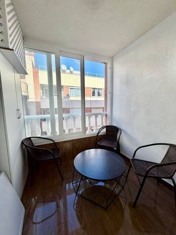 Apartamento de 2 habitaciones en Torrevieja en venta - 205.000 € (Ref: 9640720)