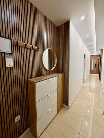 3 quarto Apartamento para venda em Torrevieja - 230 000 € (Ref: 9640721)