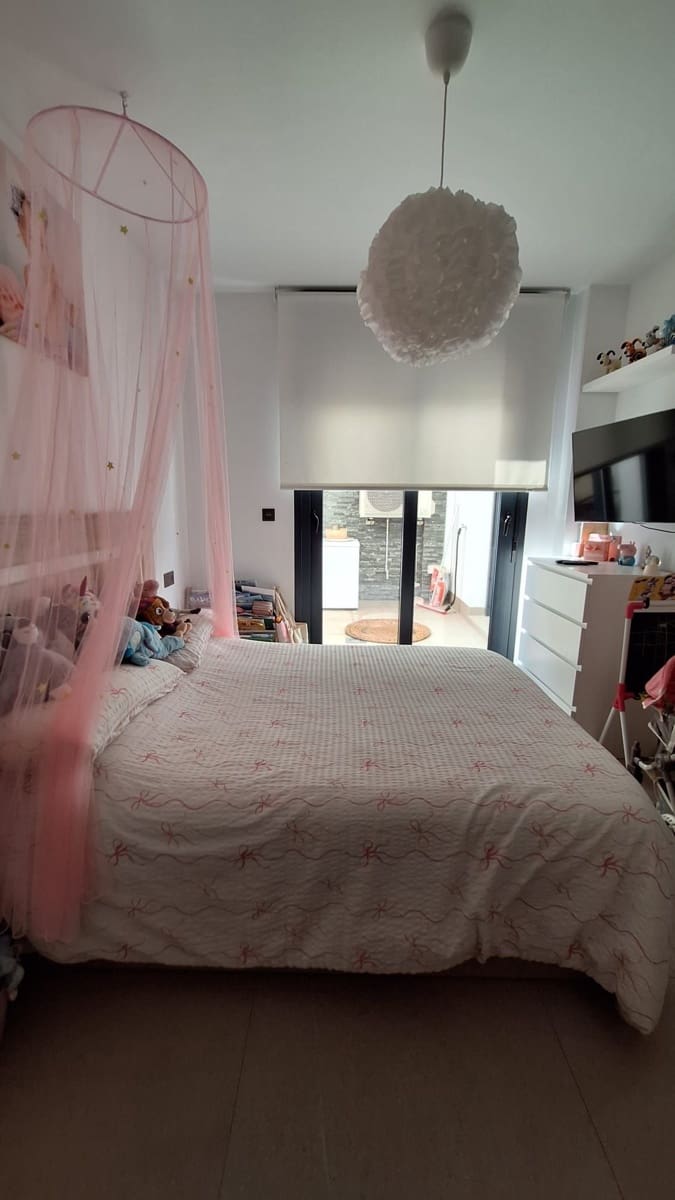 3 makuuhuone Huoneisto myytävänä paikassa Guardamar del Segura mukana uima-altaan 
autotalli - 549 950 € (Ref: 9640722)