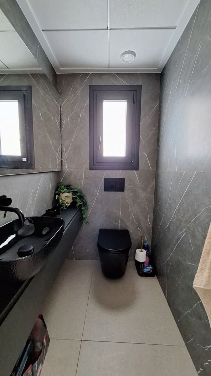 3 makuuhuone Huoneisto myytävänä paikassa Guardamar del Segura mukana uima-altaan 
autotalli - 549 950 € (Ref: 9640722)