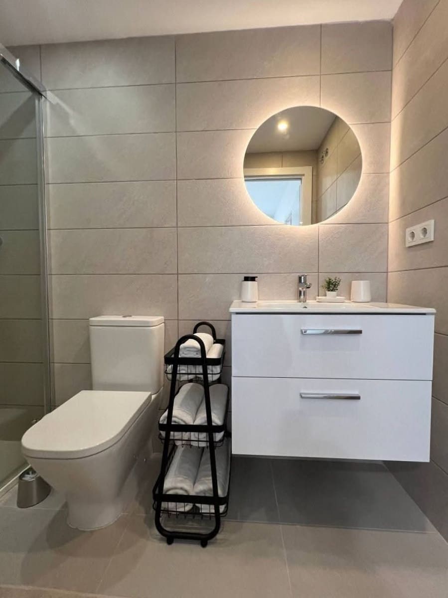 2 soverom Leilighet til salgs i Torrevieja med svømmebasseng garasje - € 350 000 (Ref: 9640724)