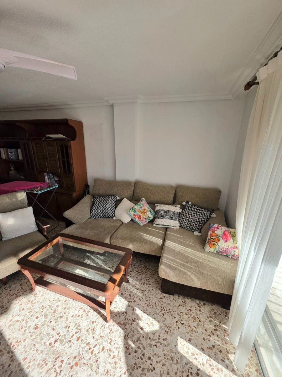 3 slaapkamer Appartement te koop in Torrevieja met zwembad garage - € 189.000 (Ref: 9640725)