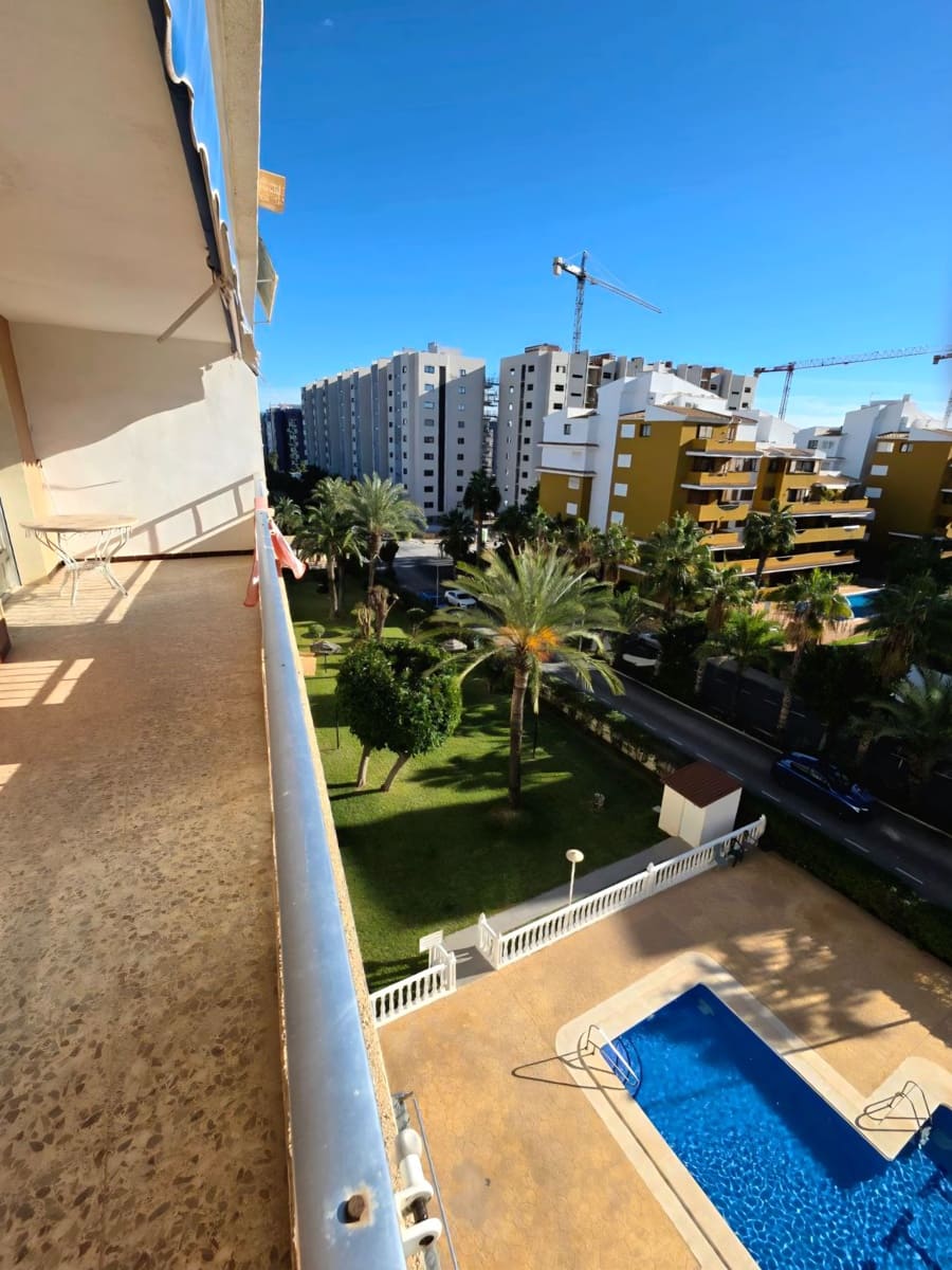 3 slaapkamer Appartement te koop in Torrevieja met zwembad garage - € 189.000 (Ref: 9640725)