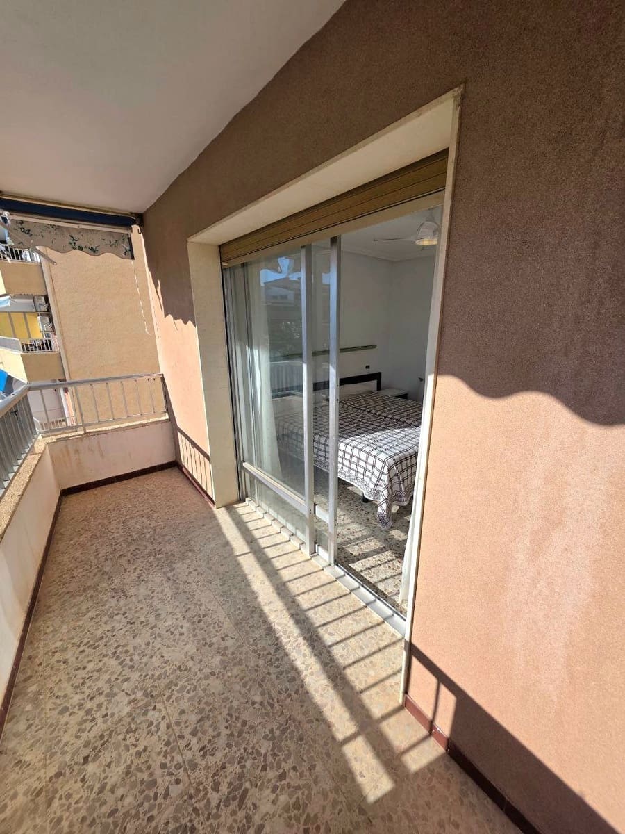3 slaapkamer Appartement te koop in Torrevieja met zwembad garage - € 189.000 (Ref: 9640725)