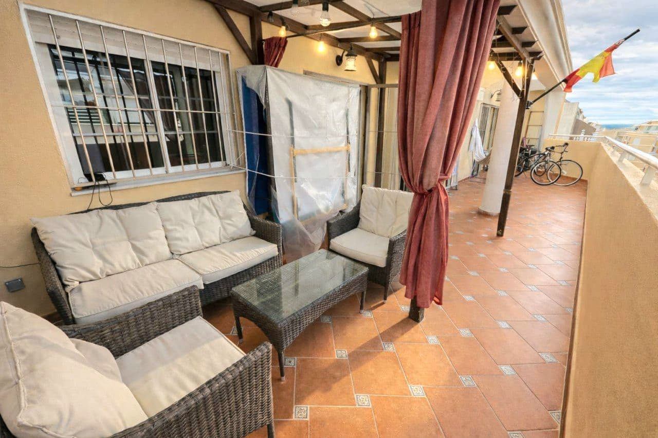 2 slaapkamer Penthouse te koop in Torrevieja - € 150.000 (Ref: 9640729)