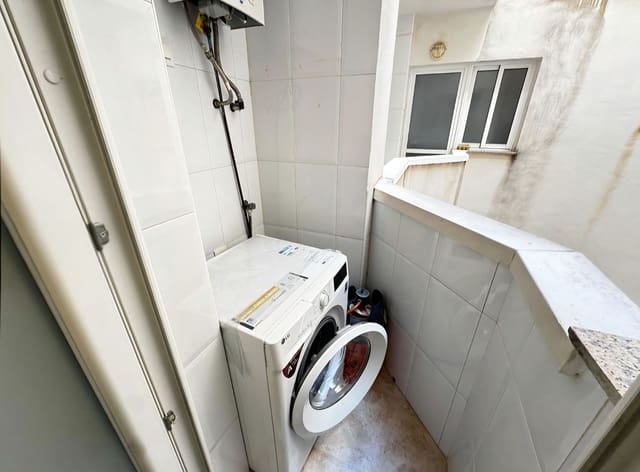 2 quarto Apartamento para venda em Torrevieja com piscina - 127 000 € (Ref: 9640731)