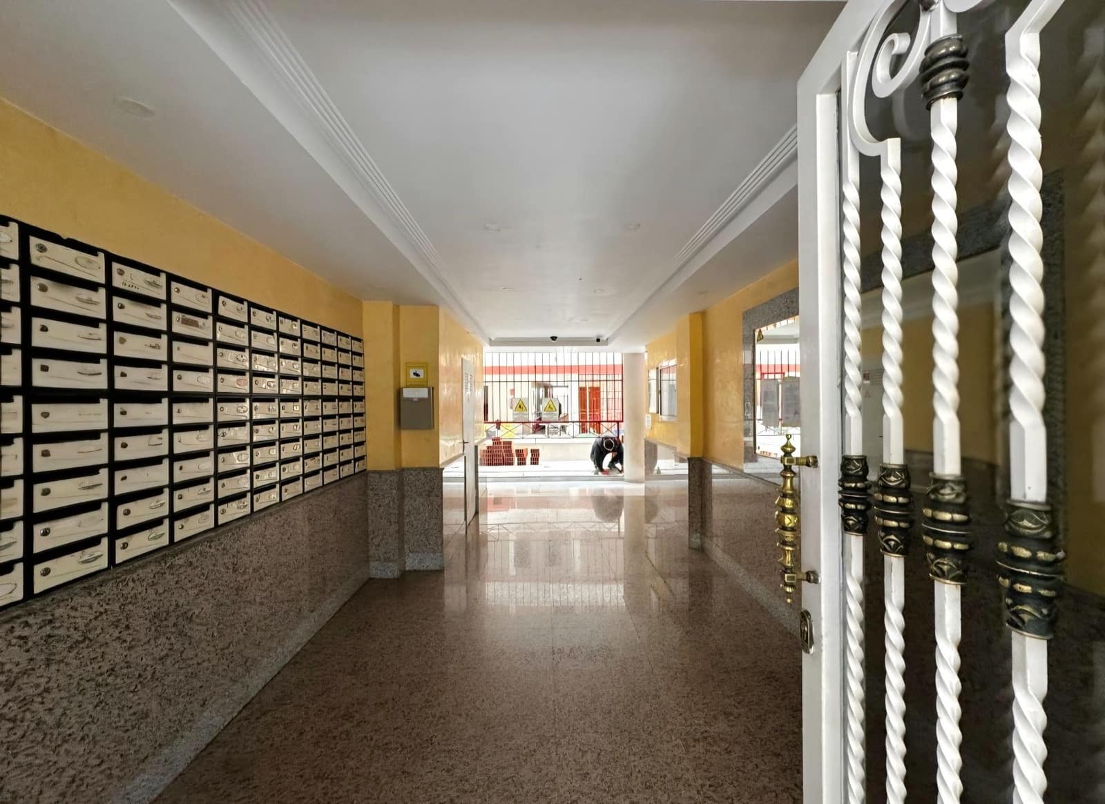 2 slaapkamer Appartement te koop in Torrevieja met zwembad - € 127.000 (Ref: 9640731)