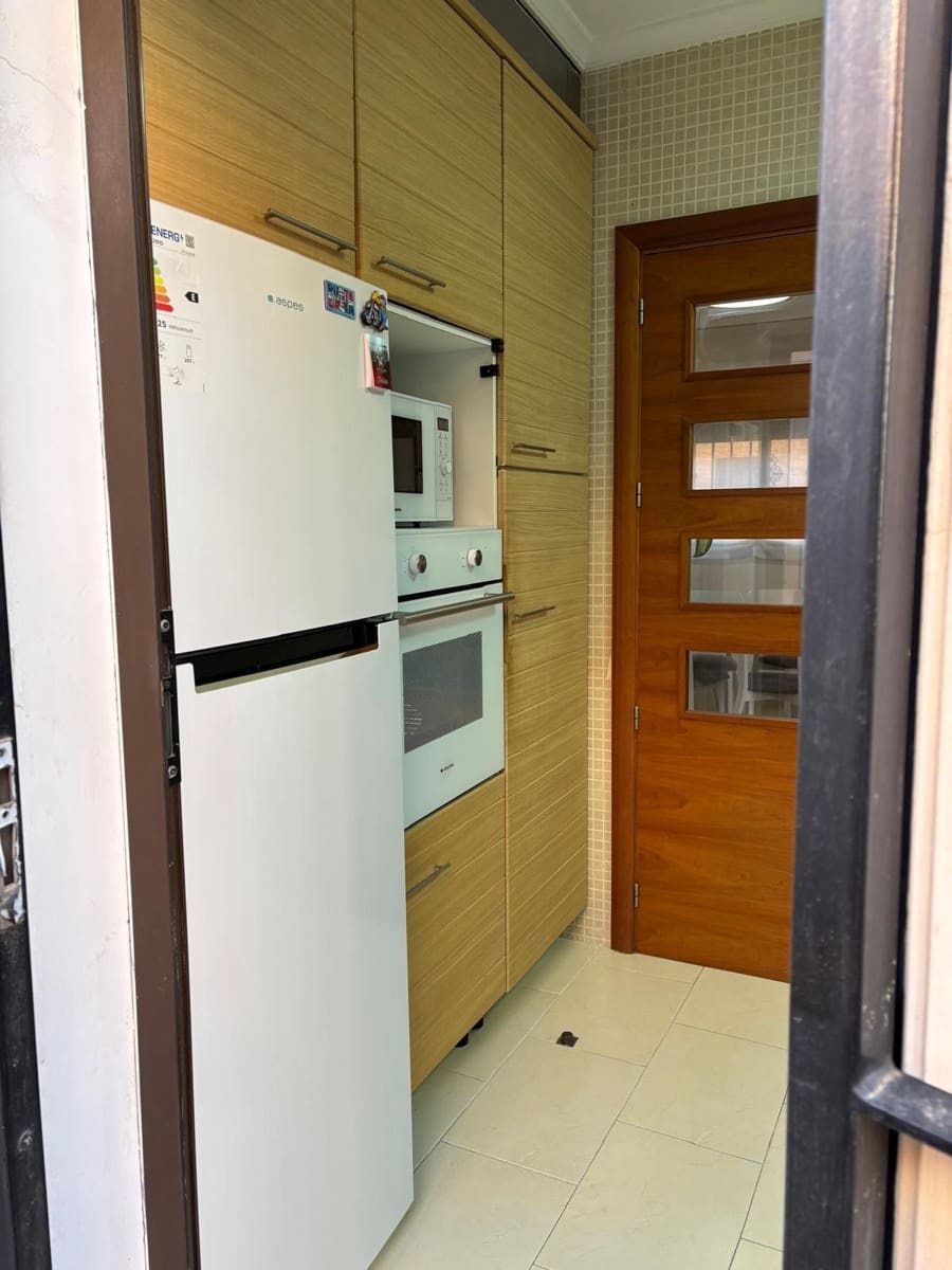 2 makuuhuone Huvila myytävänä paikassa Torrevieja mukana uima-altaan 
autotalli - 239 000 € (Ref: 9640733)