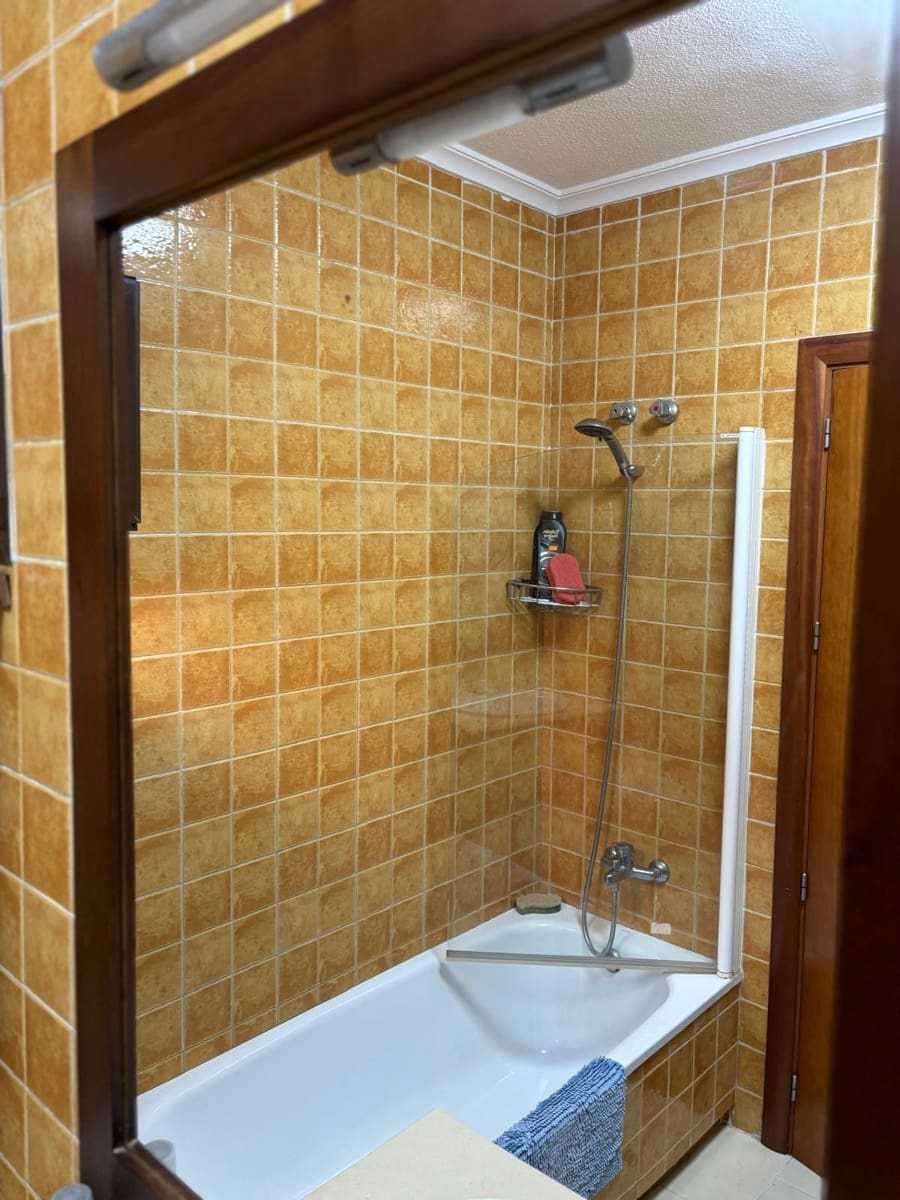 2 makuuhuone Huvila myytävänä paikassa Torrevieja mukana uima-altaan 
autotalli - 239 000 € (Ref: 9640733)