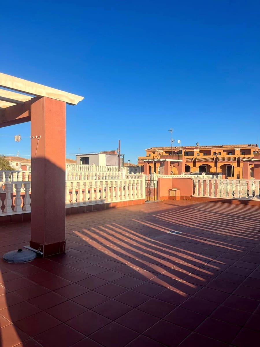 2 makuuhuone Huvila myytävänä paikassa Torrevieja mukana uima-altaan 
autotalli - 239 000 € (Ref: 9640733)