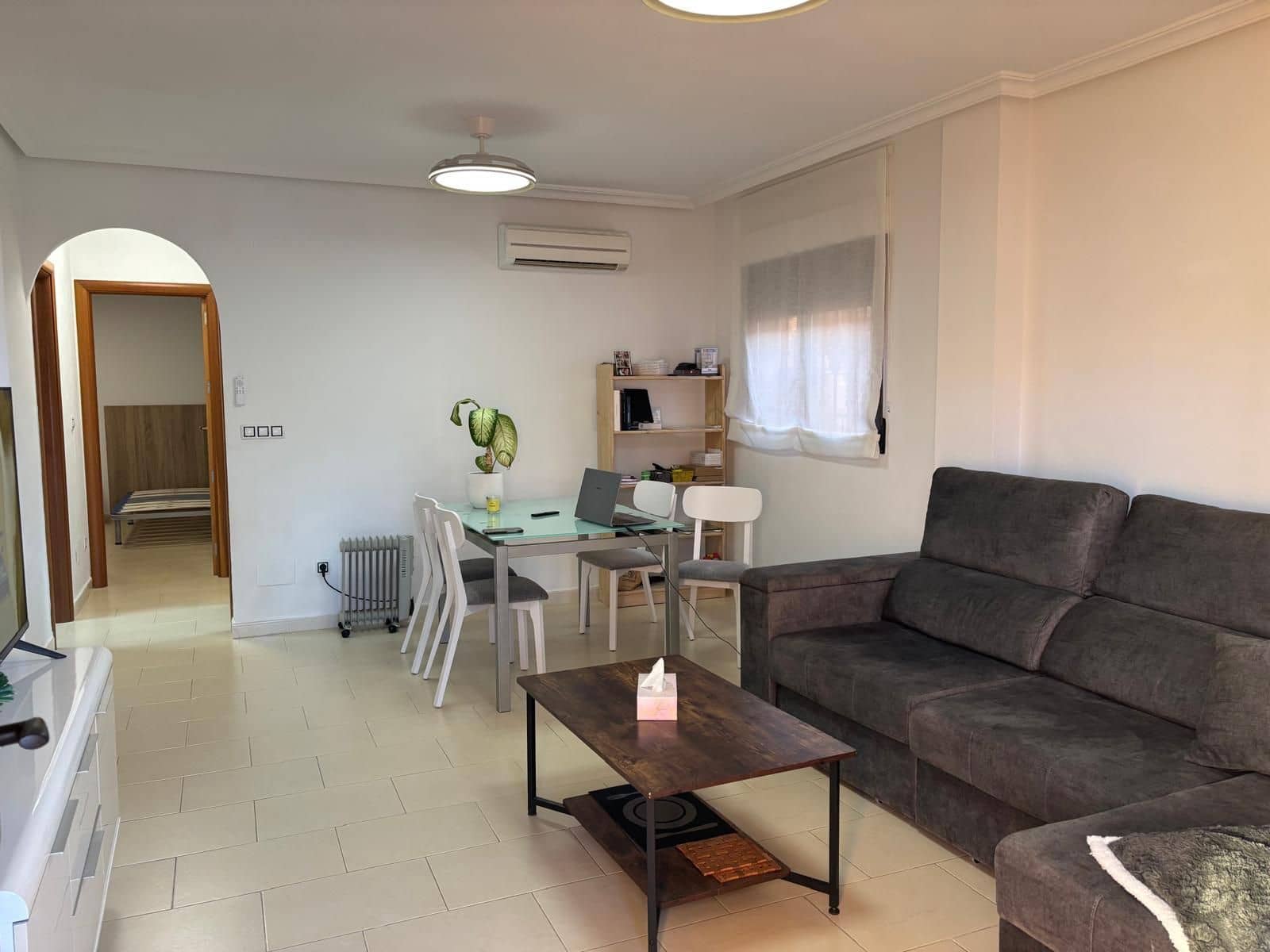 2 makuuhuone Huvila myytävänä paikassa Torrevieja mukana uima-altaan 
autotalli - 239 000 € (Ref: 9640733)