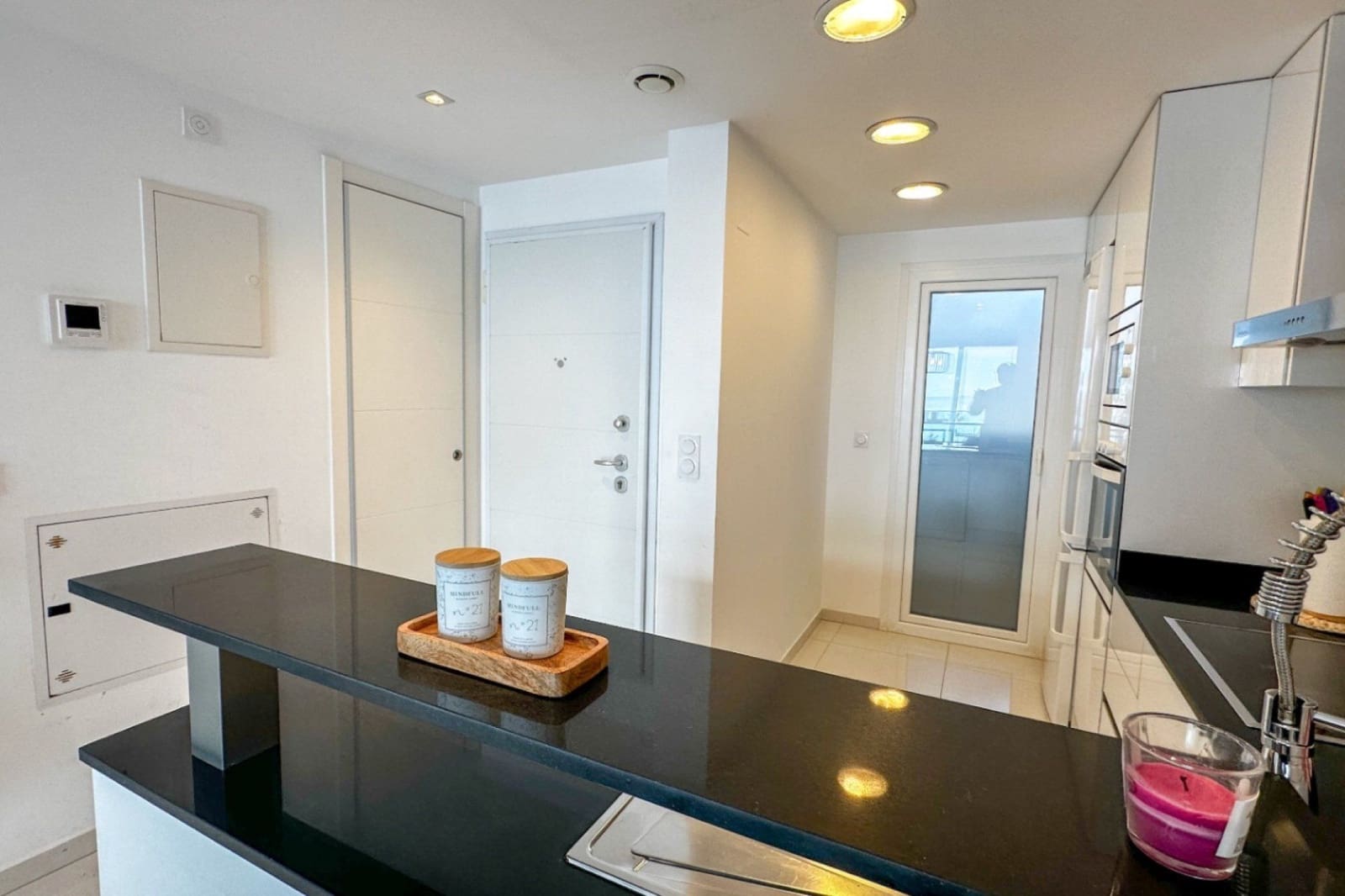 2 makuuhuone Huoneisto myytävänä paikassa Torrevieja mukana uima-altaan 
autotalli - 420 000 € (Ref: 9640734)