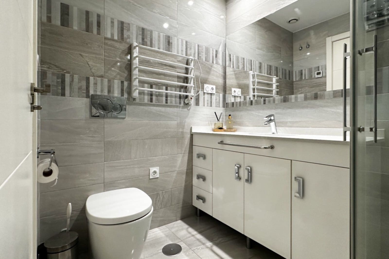 2 makuuhuone Huoneisto myytävänä paikassa Torrevieja mukana uima-altaan 
autotalli - 420 000 € (Ref: 9640734)