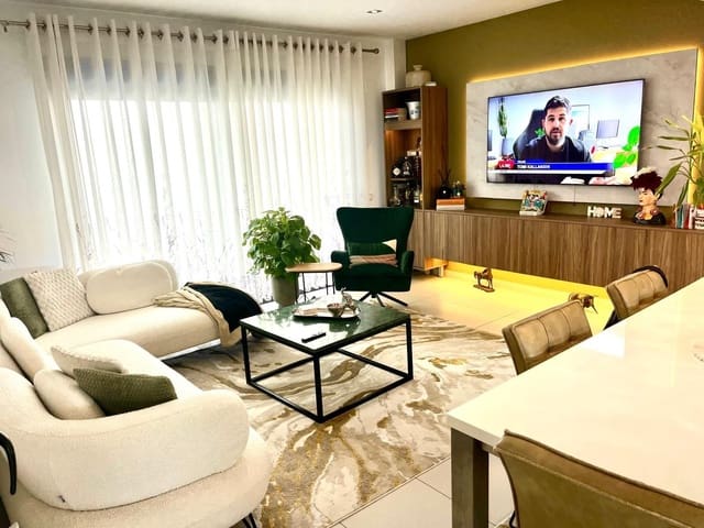 3 sovrum Villa till salu i Torrevieja med pool garage - 530 000 € (Ref: 9640737)