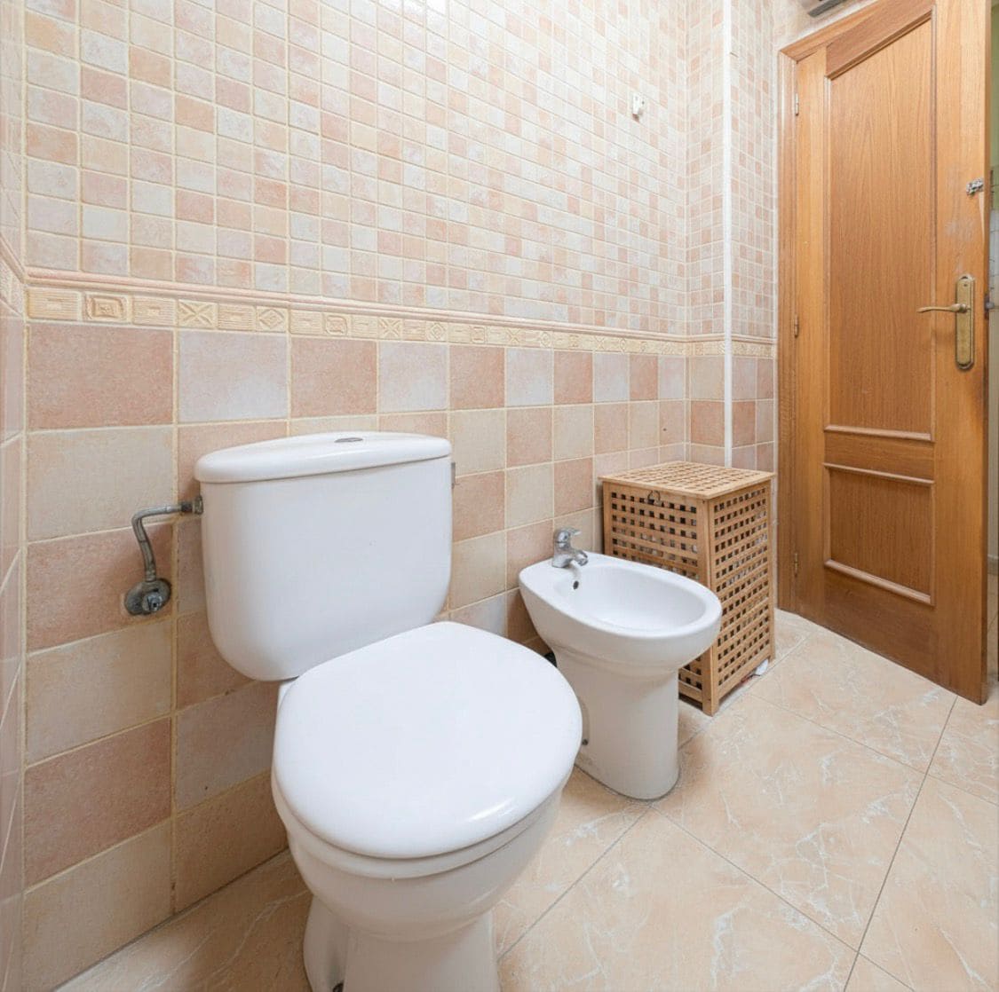 2 bedroom Villa for sale in Torrevieja with pool garage - € 179,900 (Ref: 9640739)