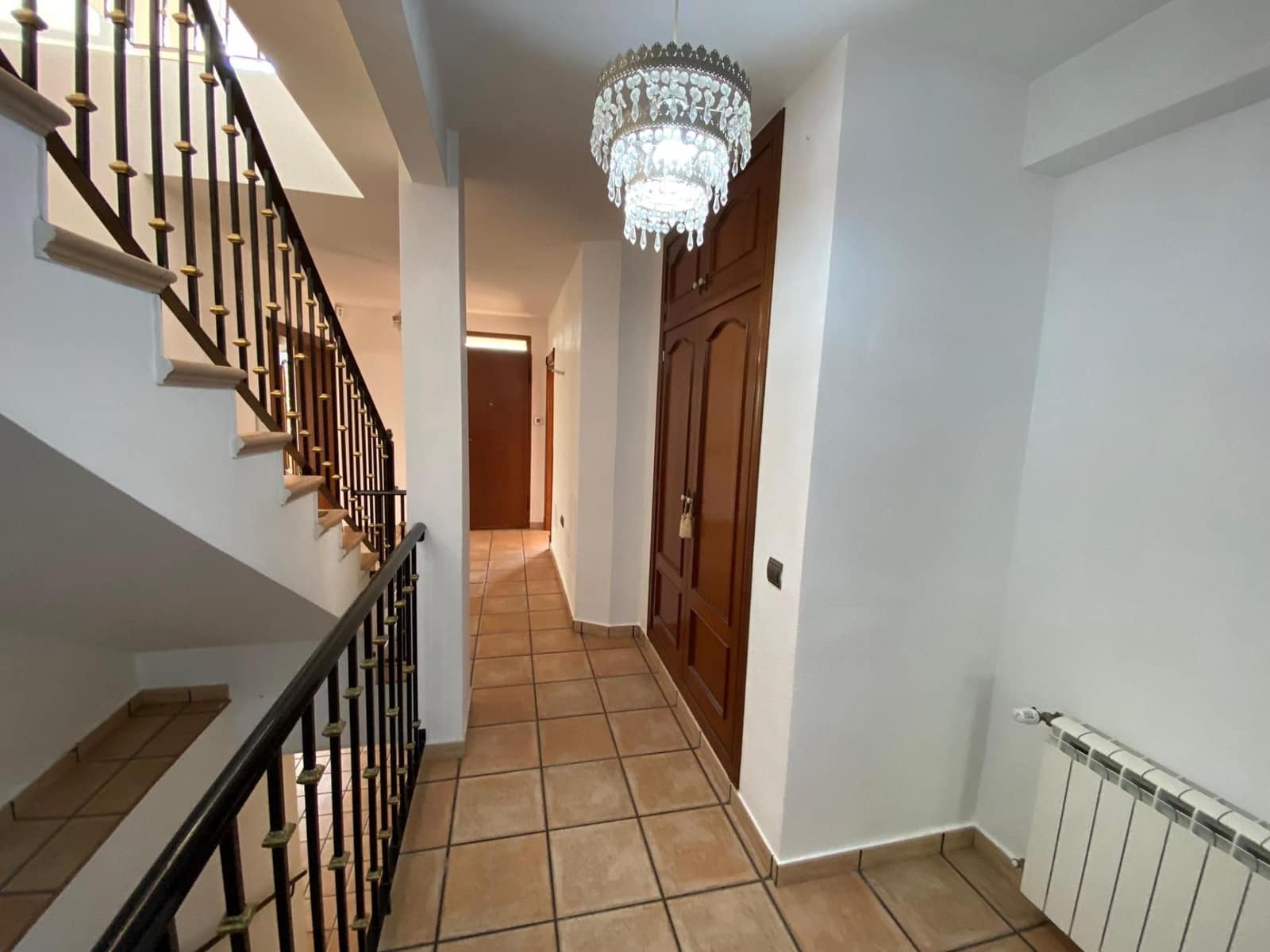 Chalet de 5 habitaciones en Torrevieja en venta con piscina garaje - 744.500 € (Ref: 9643795)