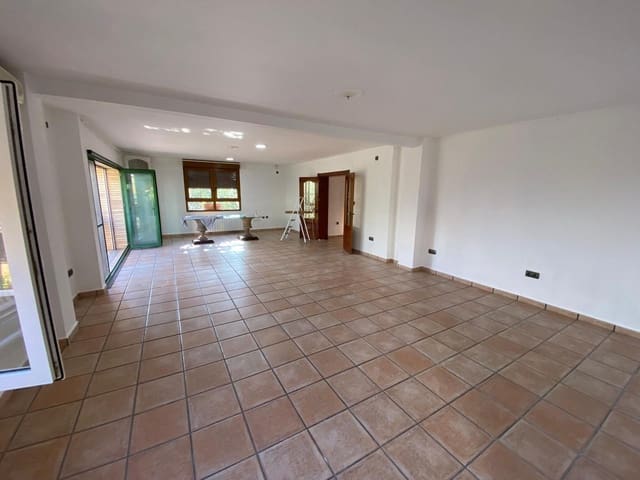 5 sovrum Villa till salu i Torrevieja med pool garage - 744 500 € (Ref: 9643795)