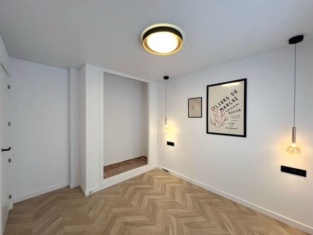 2 soverom Leilighet til salgs i Torrevieja - € 159 000 (Ref: 9643796)