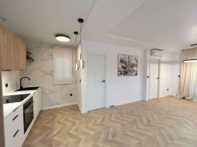 2 soverom Leilighet til salgs i Torrevieja - € 159 000 (Ref: 9643796)