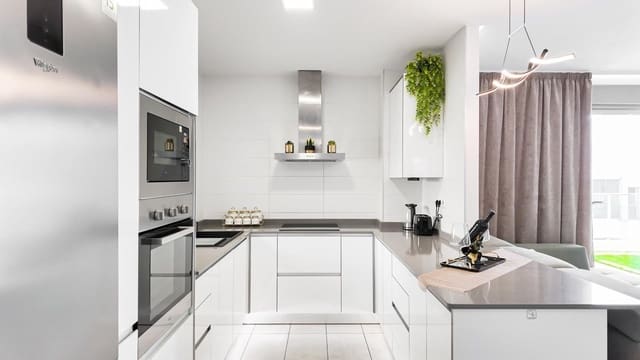 Ático de 2 habitaciones en Orihuela Costa, Orihuela en venta con piscina garaje - 338.800 € (Ref: 9647782)