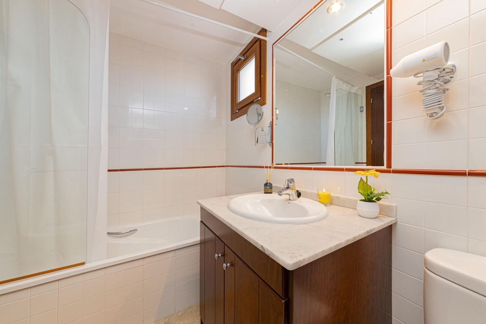 2 soveværelse Penthouse til salg i Orihuela Costa med swimmingpool garage - € 276.000 (Ref: 9647784)