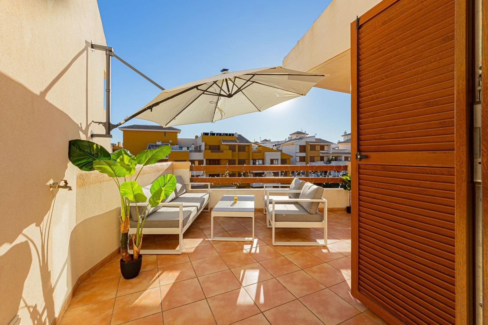 2 soveværelse Penthouse til salg i Orihuela Costa med swimmingpool garage - € 276.000 (Ref: 9647784)