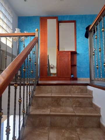 5 soveværelse Villa til salg i Calpe / Calp med swimmingpool garage - € 680.000 (Ref: 9647785)