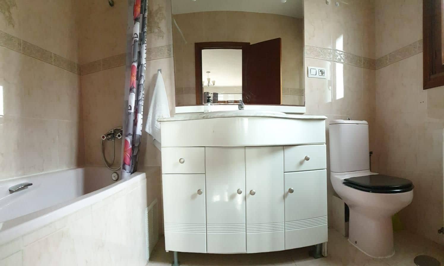 6 soverom Villa til salgs i Orihuela Costa med svømmebasseng garasje - € 450 000 (Ref: 9647786)