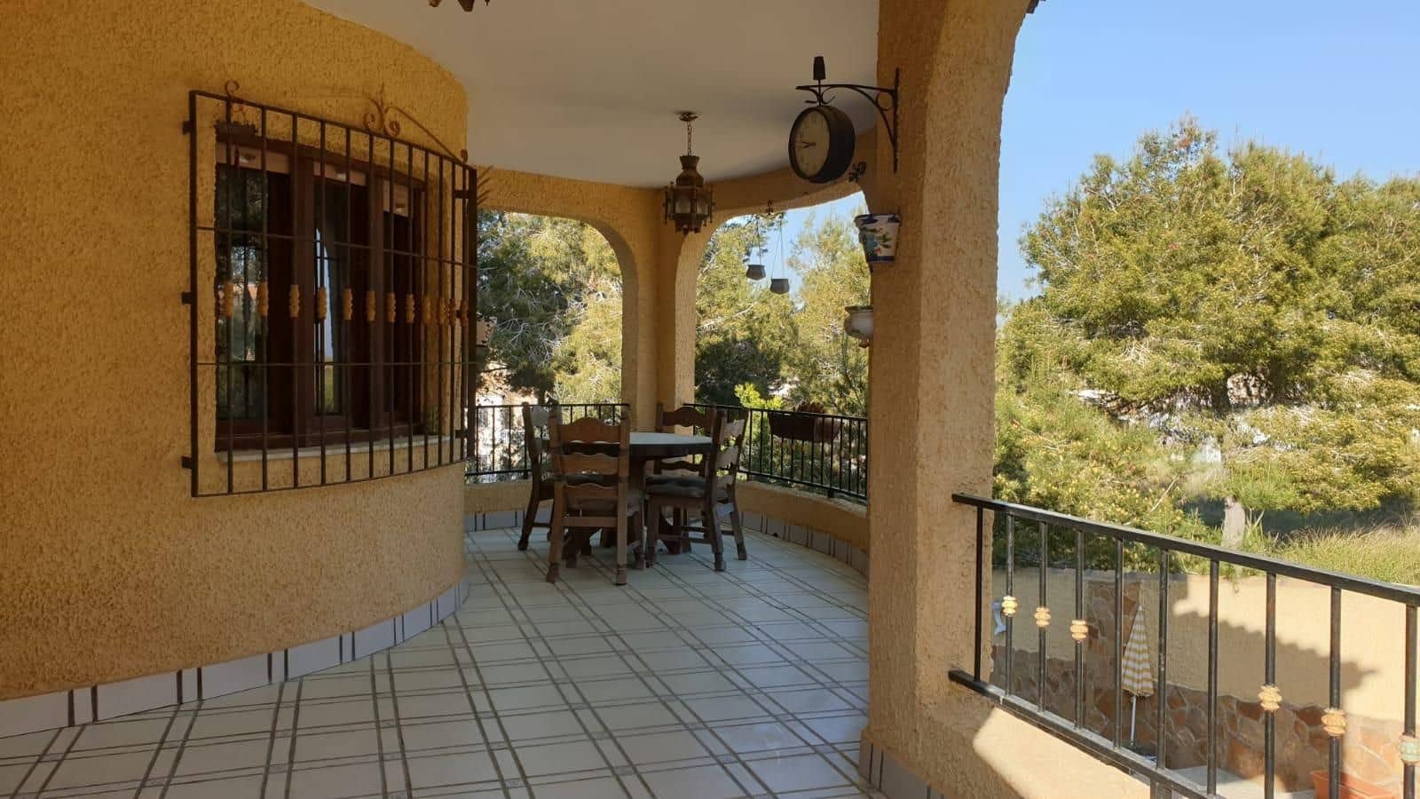 6 soverom Villa til salgs i Orihuela Costa med svømmebasseng garasje - € 450 000 (Ref: 9647786)