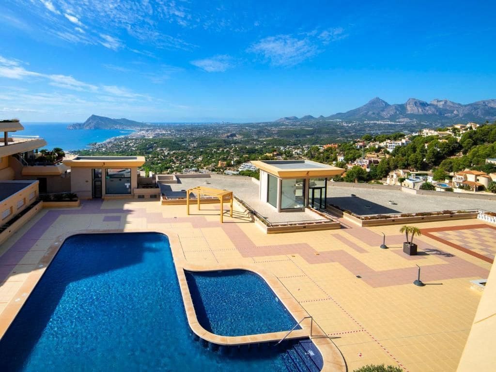 Piso de 3 habitaciones en Altea en venta con piscina garaje - 500.000 € (Ref: 9647788)