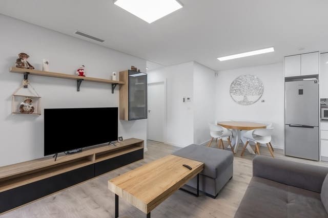 3 soveværelse Lejlighed til salg i Villamartin, Orihuela med swimmingpool garage - € 269.000 (Ref: 9655704)