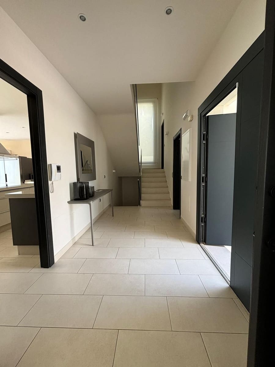 6 quarto Moradia para venda em Atamaria com piscina garagem - 1 950 000 € (Ref: 9658373)